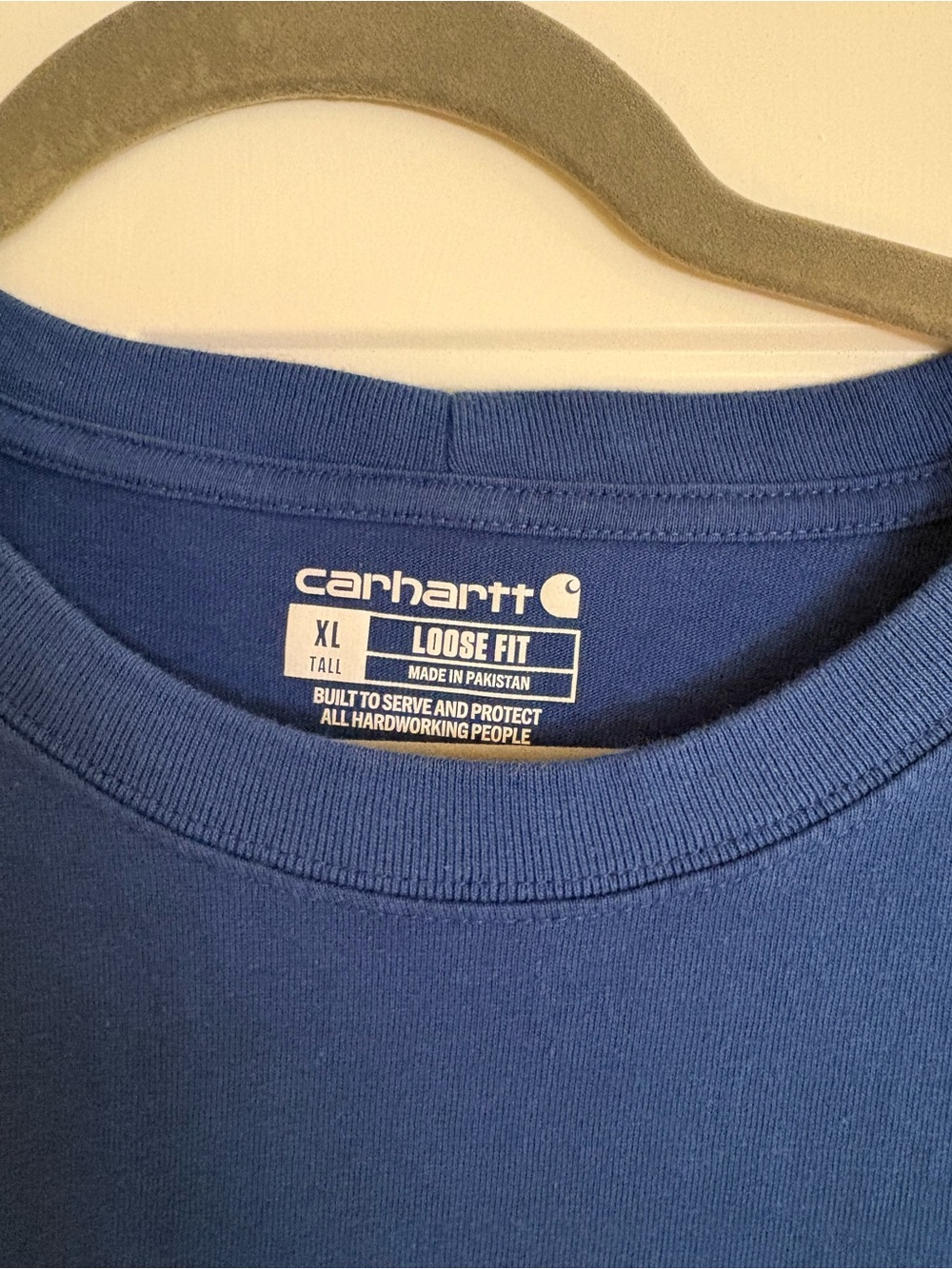 Carhartt Men's Loose Fit Pocket Tee in Royal Blue with Logo Patch - Picture 2 of 2
